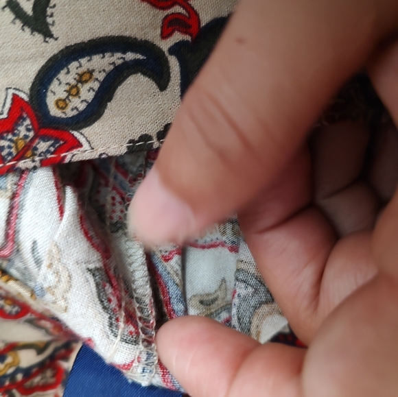 Vintage tan and red paisley print pleated skirt - Picture 4 of 9